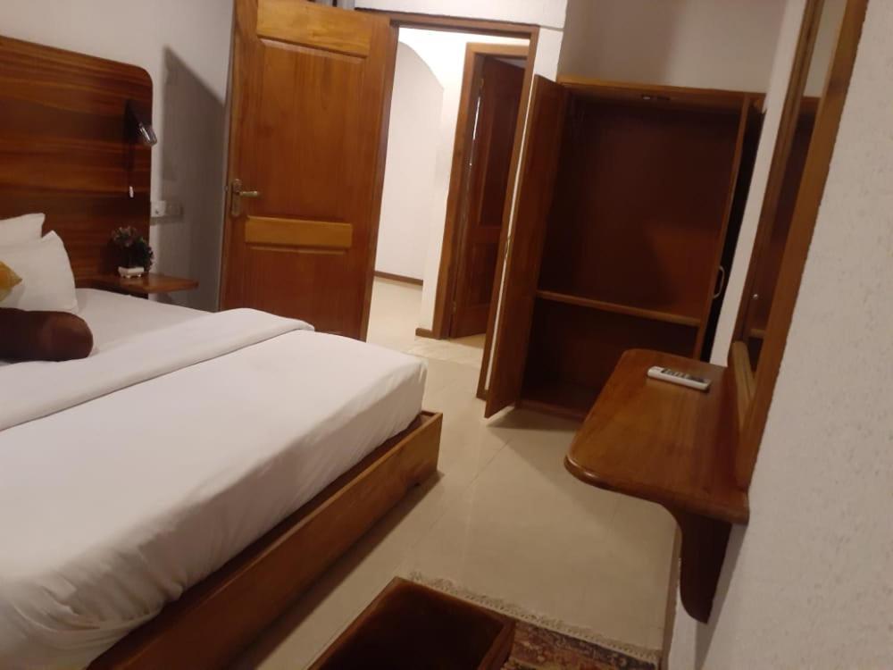 Hans Cottage Botel Cape Coast Dış mekan fotoğraf