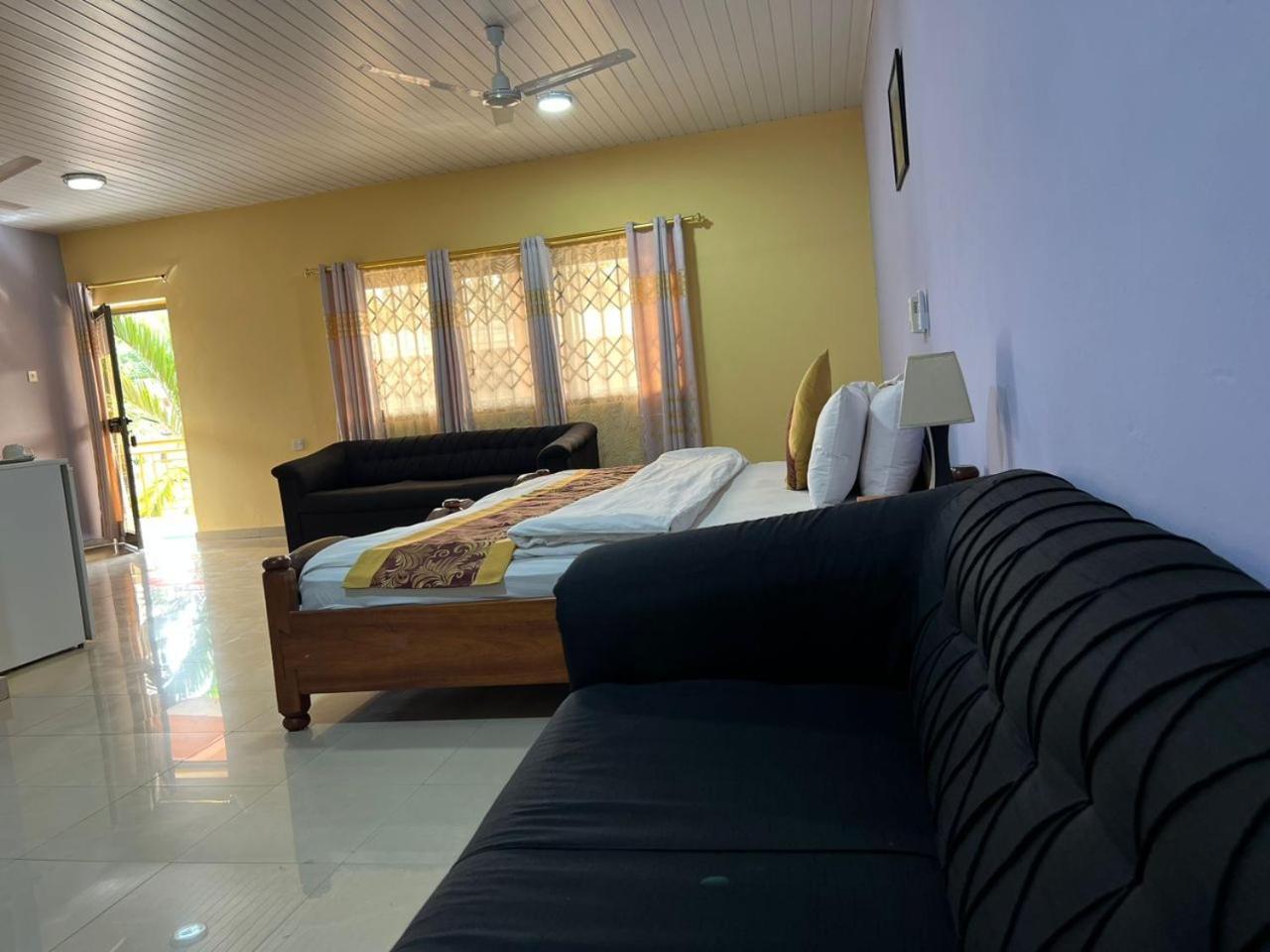 Hans Cottage Botel Cape Coast Dış mekan fotoğraf