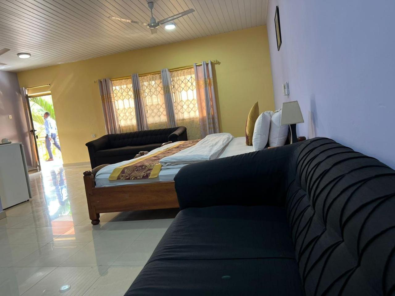Hans Cottage Botel Cape Coast Dış mekan fotoğraf